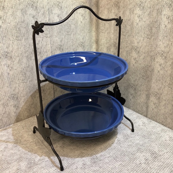 Longaberger Other - Wrought Iron Pie Plate Stand